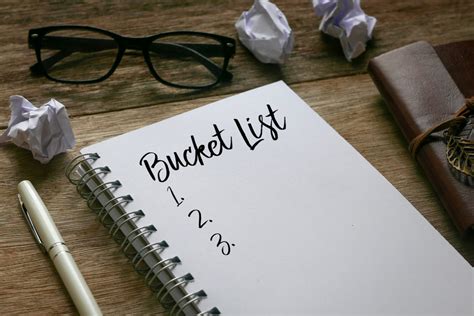 300 Bucket List Ideas To Accomplish in Your Lifetime - Parade