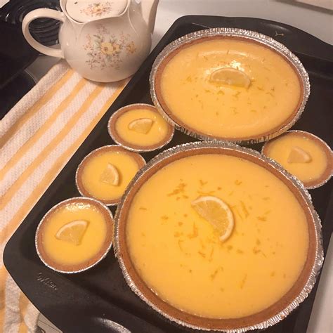 Momma pie, papa pie, and baby pies 🥧🍋 : r/Baking