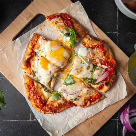 15 Minute Naan Breakfast Pizza Marley S Menu