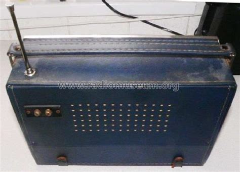 Philco Ford Solid State 12 Transistor T 96RB Radio Philco Radio