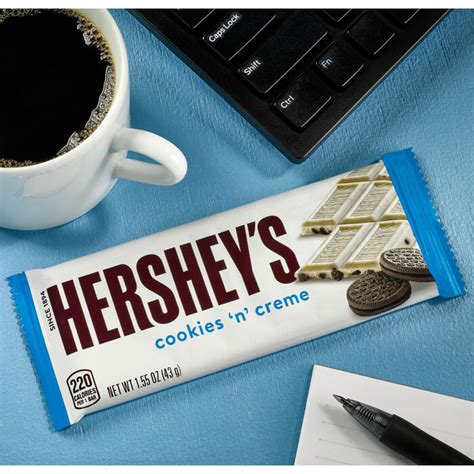 Hersheys Cookies N Creme Candy Bars 155 Oz 6 Count