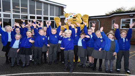 Children In Need Pudseys Surprise Visit To St Marys Catholic Primary