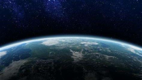 Horizon of a rotating Earth from space. Earth maps courtesy of NASA ...