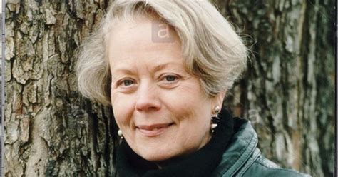 Annette Crosbie Movies