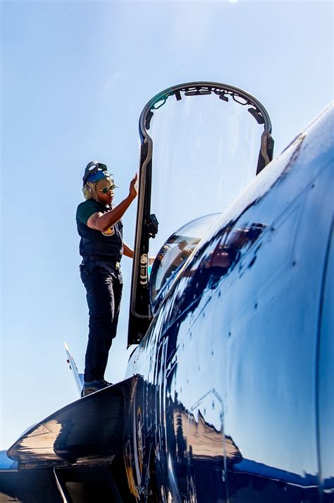 Dvids Images The U S Navy Flight Demonstration Squadron The Blue