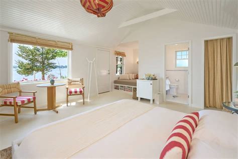 Stay | Beachfront Hotels in Greenport | Silver Sands Motel