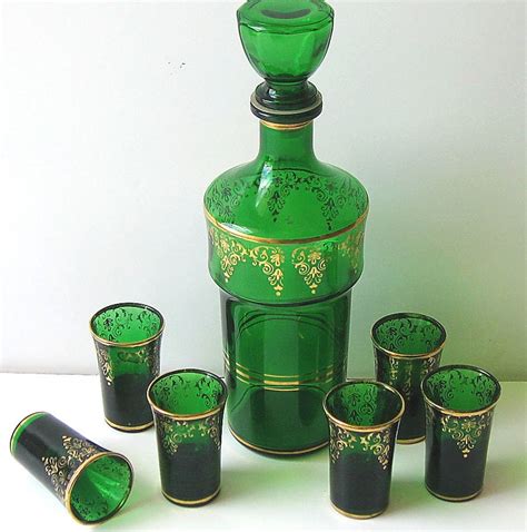 Green Glass Decanter And Six Shot Glasses Vintage Barware