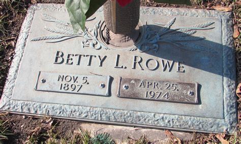 Remembering Elizabeth Betty Rowe: Obituary and Funeral Services 28