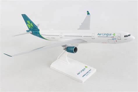 Buy Daron SkyMarks AER Lingus A330 300 W Gear New Livery 1 200 SKR1024