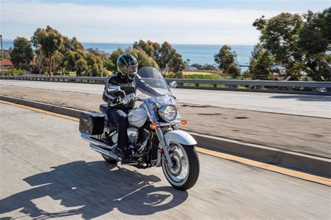 Review 2023 Suzuki Boulevard C50T