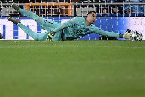 Video: The Best Saves of Navas' PSG Career So Far - PSG Talk