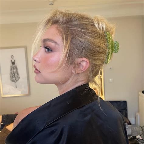 Andy On Twitter GIgi Hadid Sendo A Mulher Mais Gostosa Do Mundo