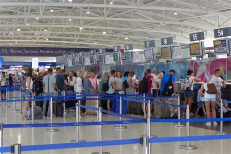 Traffic at Cyprus airports reaches 9.2 million passengers in 2022 | in-cyprus.com