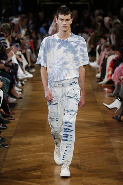 Stella McCartney Fashion Show Collection Ready To Wear Spring Summer