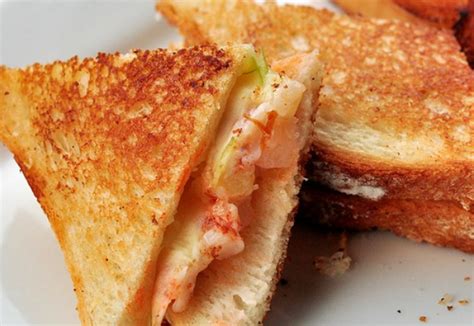 Lobster Grilled Cheese Sandwich Recipe - This Mom Can Cook