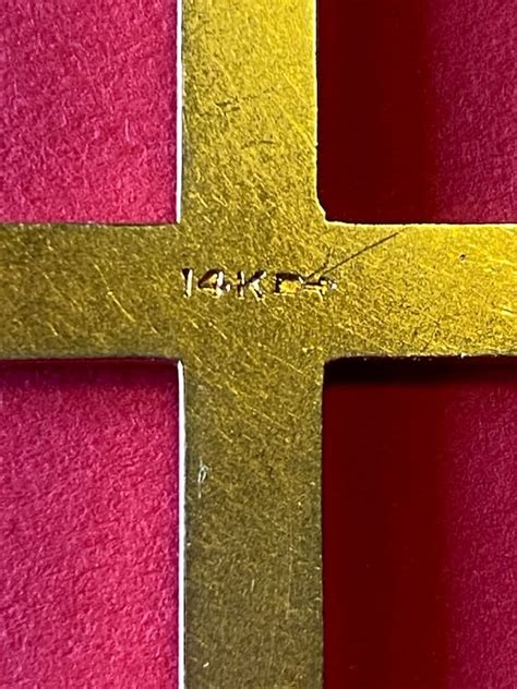 Vintage 14k Gold Cross with 10k Gold Chain 5.1g - Gem