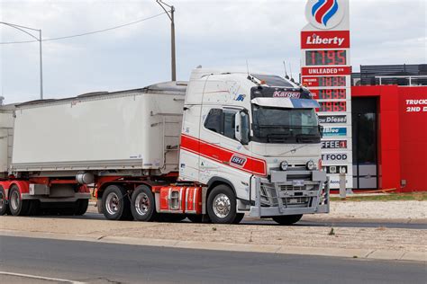 Bht Volvo Fh Moonayyy Flickr