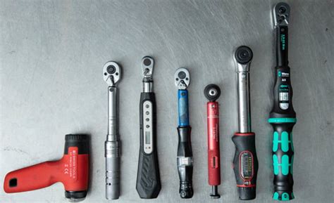 Types And Sizes of The Torque Wrench - Not Just Type