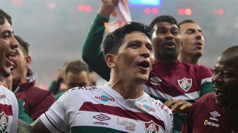 Hincha De Fluminense Asegur Que Don Su Alma A Cambio De La