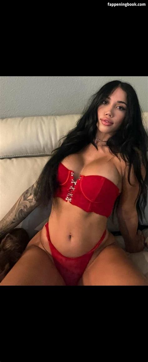 MoriahJadea Momosja Nude OnlyFans Leaks The Fappening Photo