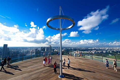 Tripadvisor Entrébiljett till Marina Bay Sands Skypark Observation