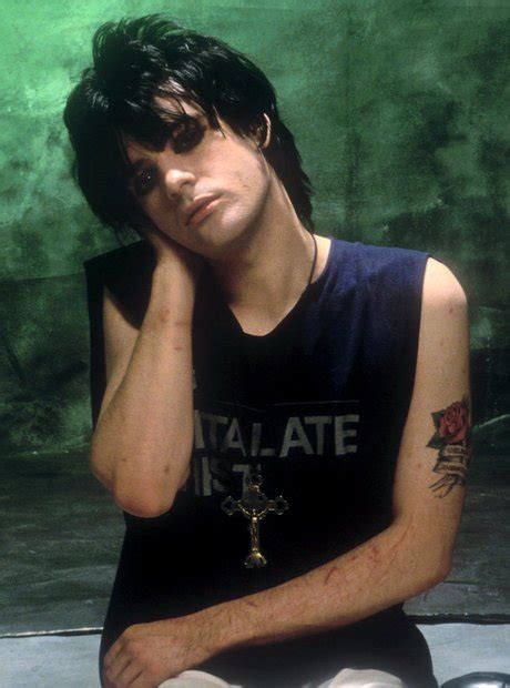 10 Facts About Richey Edwards Of Manic Street Preachers - Radio X