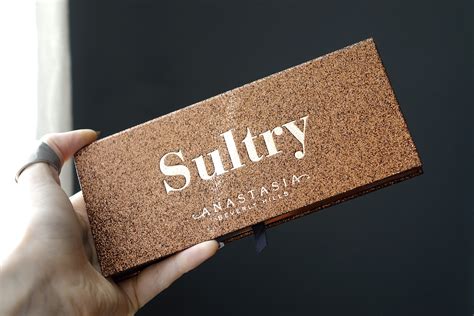 Sultry totalement fan de la nouvelle palette signée Anastasia