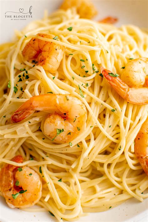 The BEST Shrimp Alfredo Recipe