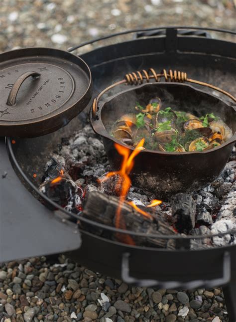 How To Dutch Oven Cook Like A Pro Portland Monthly