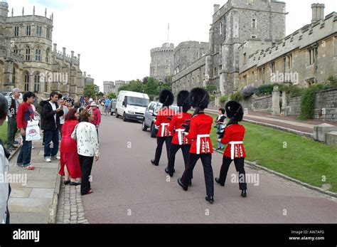 Guards Windsor Castle Stock Photo - Alamy