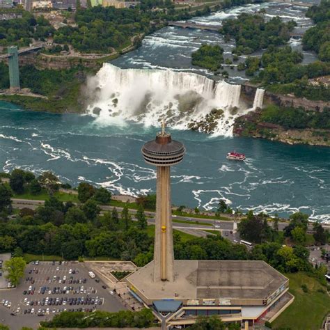 Essential Toronto And Niagara Falls Canada First Class Holidays