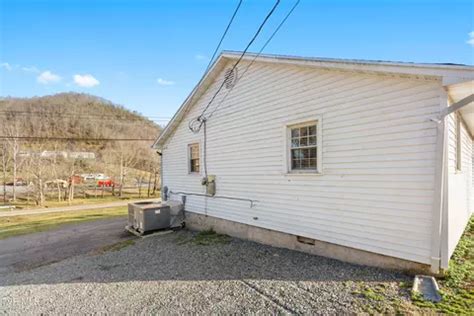 207 Morelock Drive Blountville Tn 37617 Blountville TN 37617 39