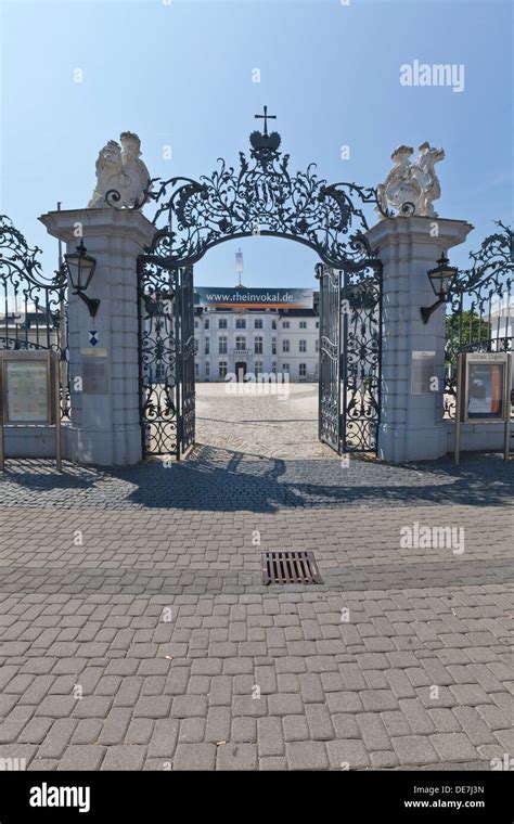 Neuwied castle hi-res stock photography and images - Alamy