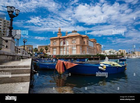 Teatro Margherita Bari Hi Res Stock Photography And Images Alamy