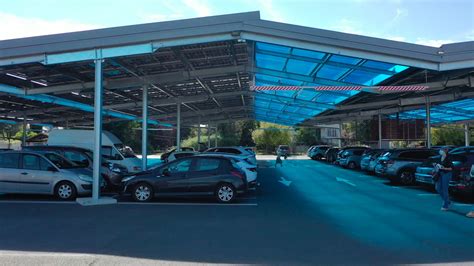 DeveloppSun Des Parkings Solaires Pour GMS Et Industriels