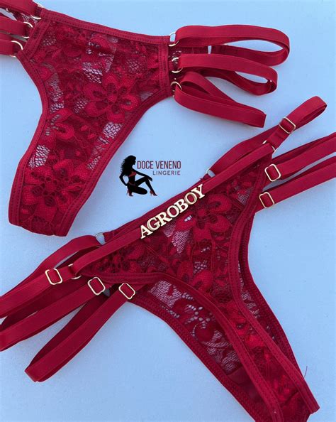 Calcinha Personalizada Renda U Vermelha Doce Veneno Lingerie DVL