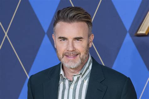 Fans Are Obsessed With Gary Barlow S Super Tall Son Here S The Science