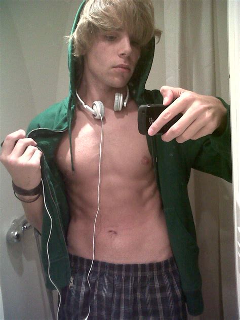 Profil De Lucius ACTEUR PORNO GAY