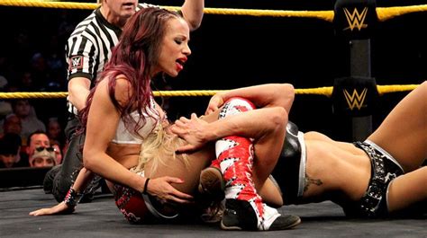 WWE NXT TakeOver R Evolution 12 11 14 Charlotte Vs Sasha Banks