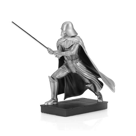 Star Wars Darth Vader Lightsaber Duel Figurine