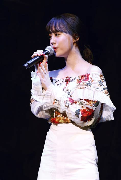 Chosun Online 朝鮮日報 Karaヨンジ、初の単独日本ファンミでaprilと共演