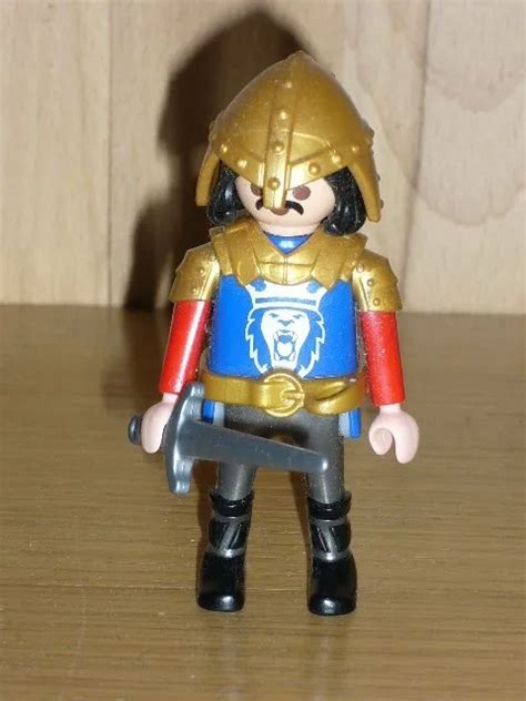 Playmobil Ein Ritter Schwert Helm Grundfigur Ritterburg Mittelalter Kg