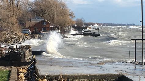 Erosion, flooding possible along Lake Erie shoreline: LTVCA | CTV News