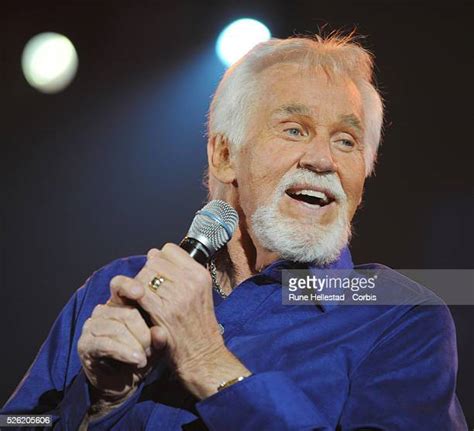 92 Kenny Rogers Performs At Hammersmith Apollo In London Stock Photos