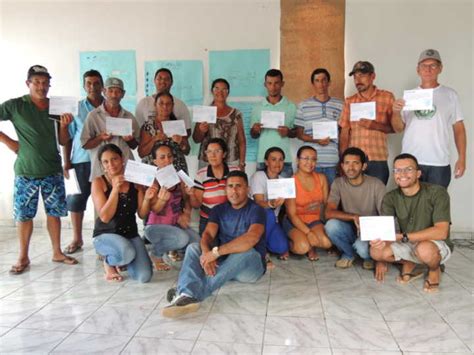 Guardiãs E Guardiões Das Sementes Tradicionais Crioulas Participam Da