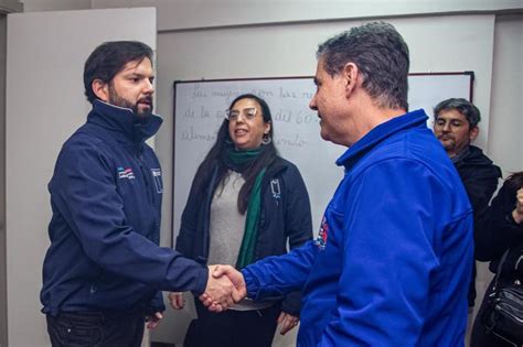 En reunión con Presidente Gabriel Boric Alcalde de San Fernando Pablo