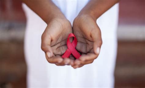 Come Si Trasmette L Hiv Prevenzione Dall Aids Tanta Salute