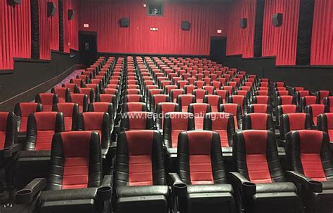 Pearland Premiere Cinema, USA- Leadcom Seating installation