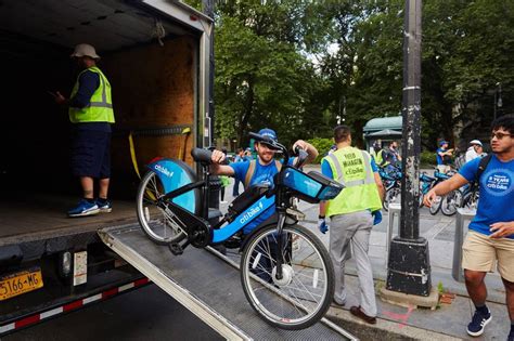 Citi Bike Goes Electric, Giving Riders Uphill Relief - WSJ