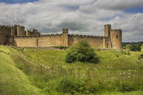 Fortaleza Alnwick Castle And Gardens Alnwick Northumbe Flickr